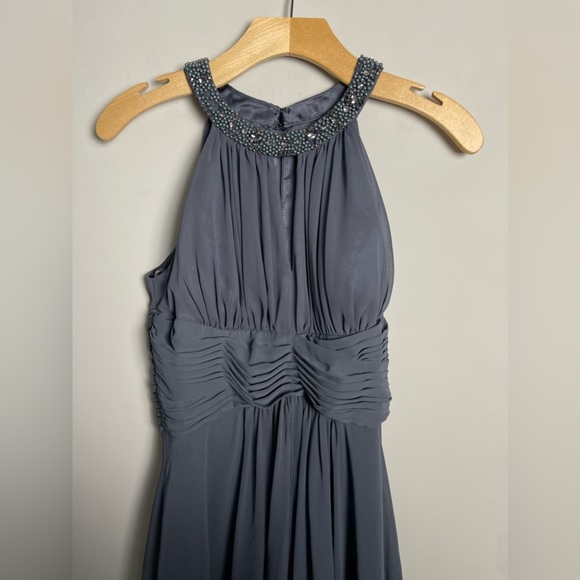 Eliza J Beaded Halter Tiered Chiffon Gray Gown Size 6 - Picture 8 of 15